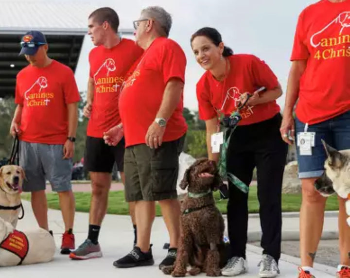 Go Botanicals Gives Back Through Therapy Dog Volunteer Work